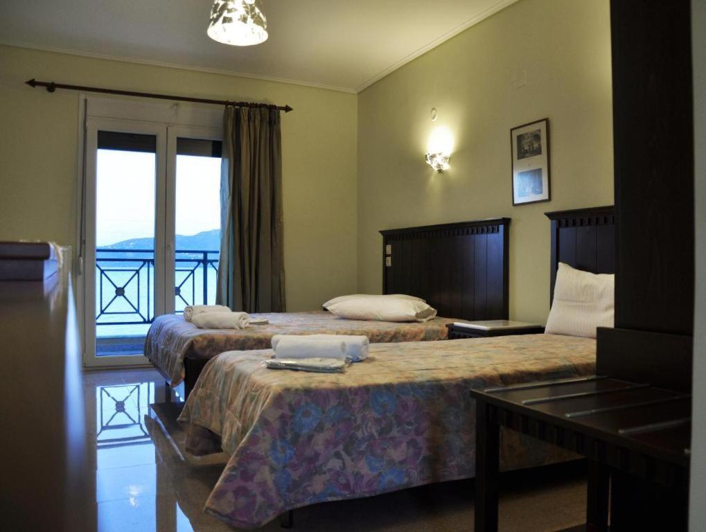 Ariadnes Holiday Accommodation Apidias Lakos Экстерьер фото